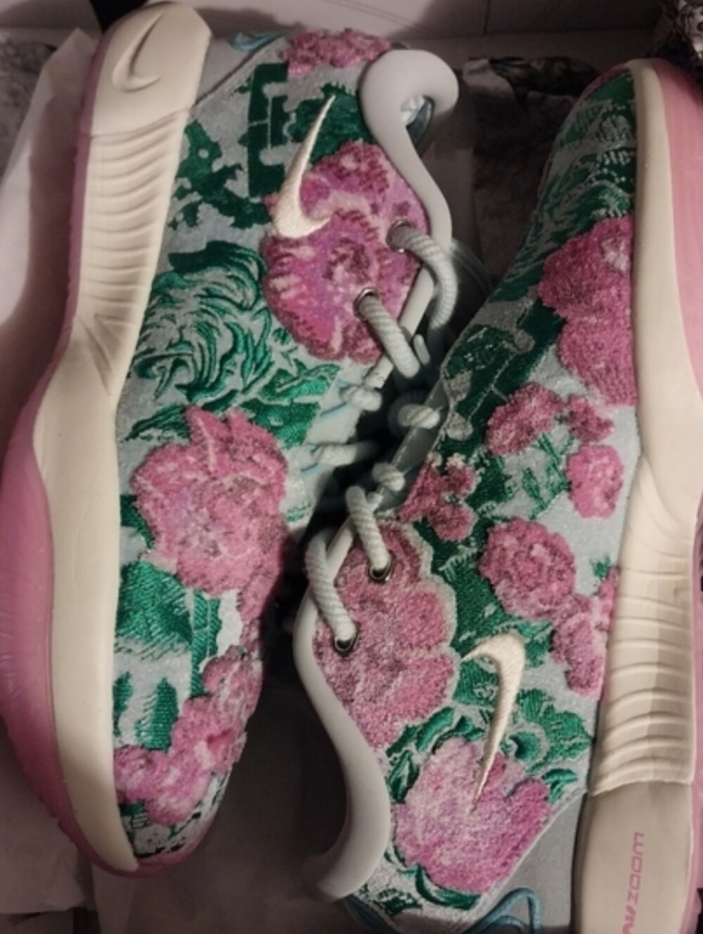 Lebron XXI PRM Grandma Couch Nike Shoes